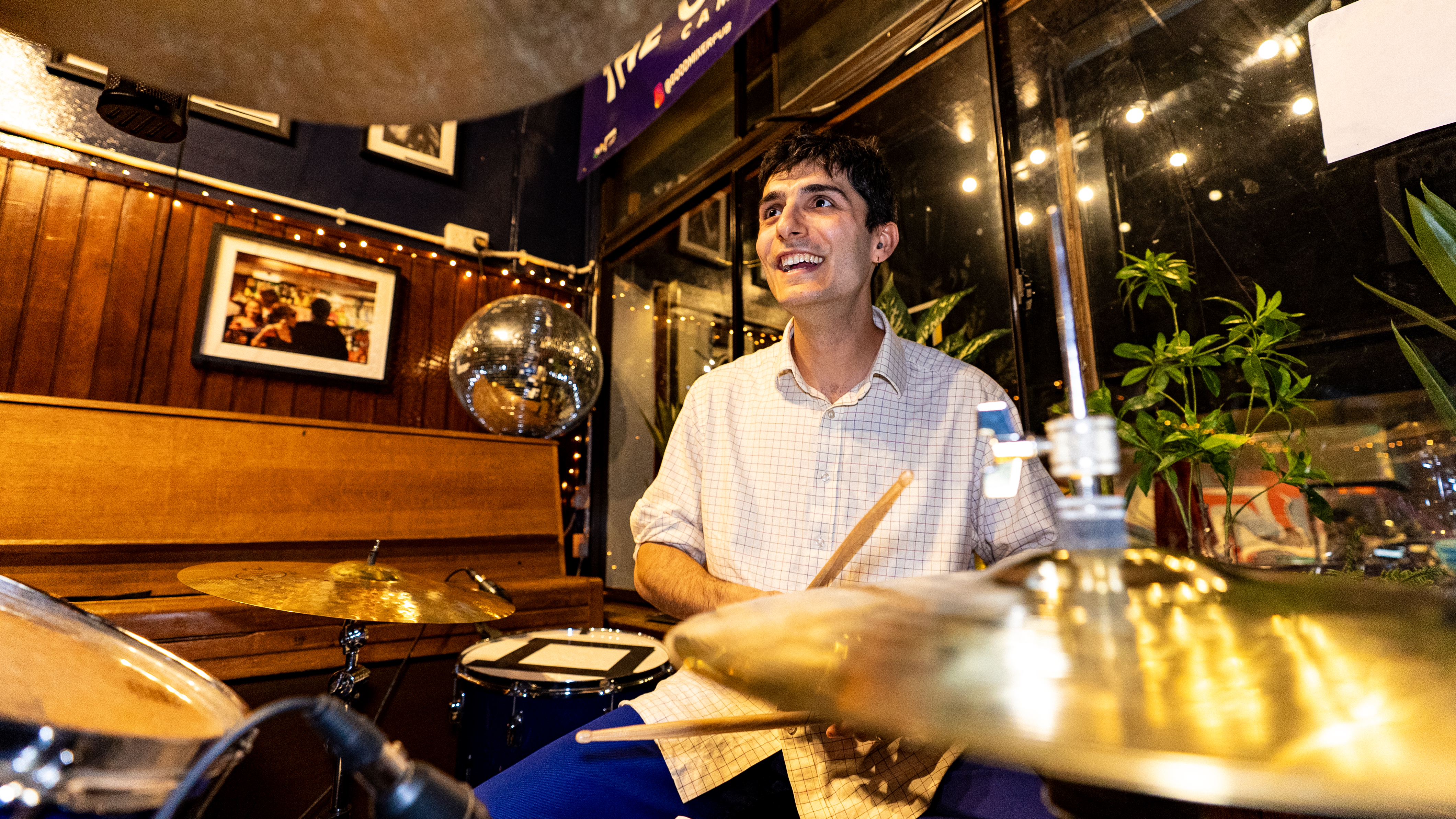 Musicians rehearsing without the stress of organisation